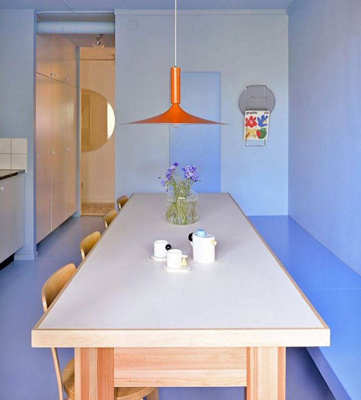cocina de colores de westblom krasse arkitektkontor suecia