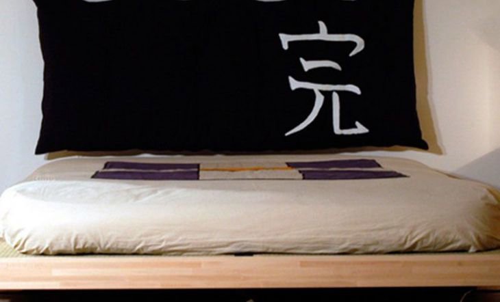 tat bed futon llit 24