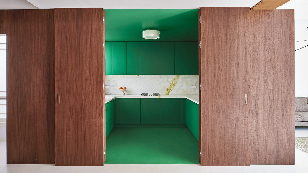 Cocinas pequeñas abiertas al salón: 10 FOTOS e ideas brillantes para decir ADIÓS a las paredes (y aprovechar el espacio)