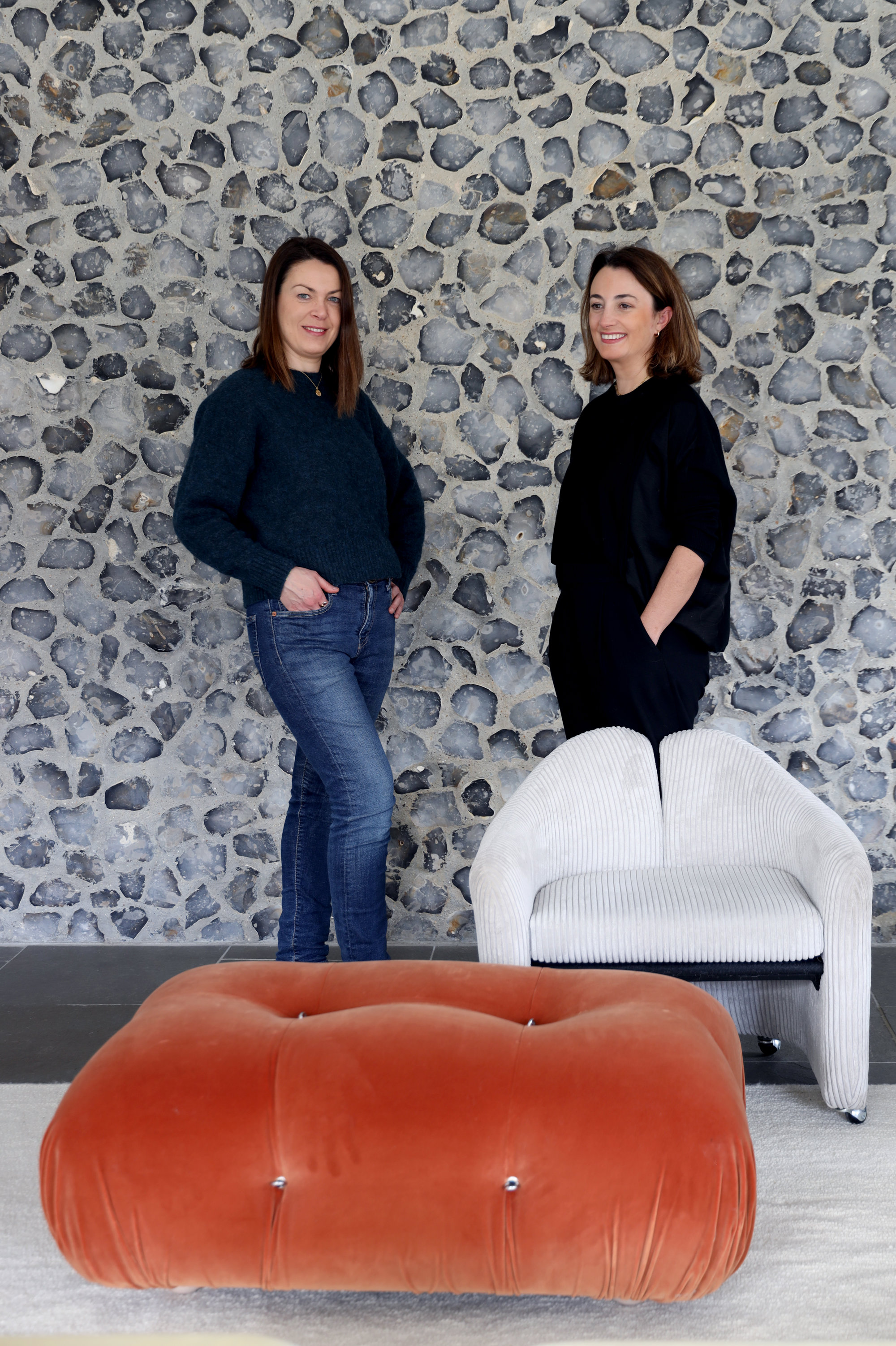  las interioristas Arancha Esteve y Elena Fernández-Borrella, fundadoras de Instinto Home