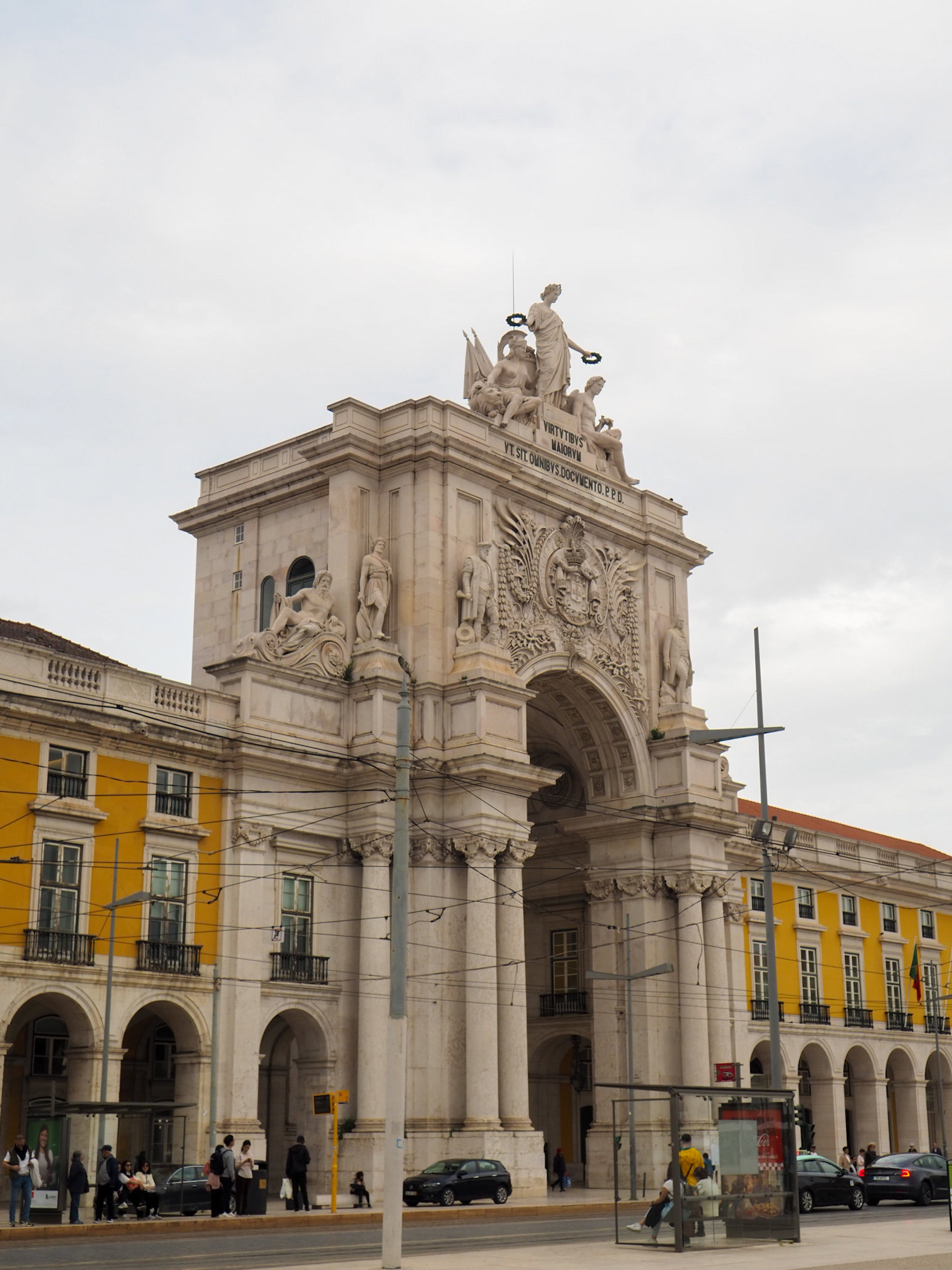 Plaza del Comercio: el punto ideal para empezar la aventura en Lisboa.