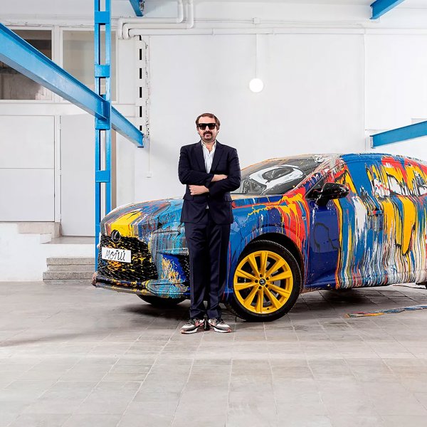 Un coche de coleccionista: así es la intervención de Lexus en la semana del arte de Madrid