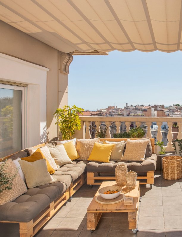 Por qué NO decorar la terraza con muebles de palets: alternativas económicas pero más estilosas