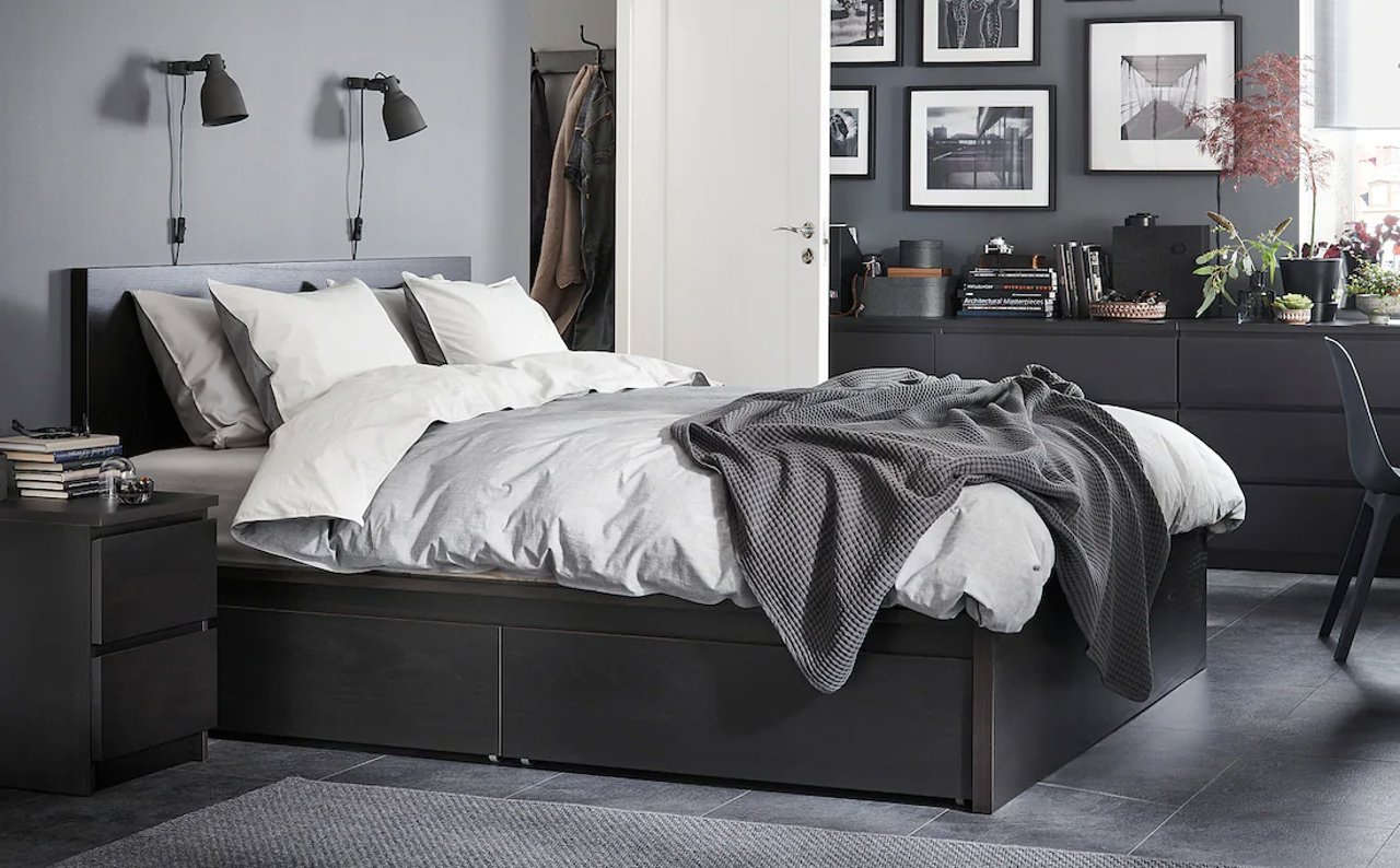 Las soluciones de almacenaje más efectivas de IKEA para dormitorios pequeños