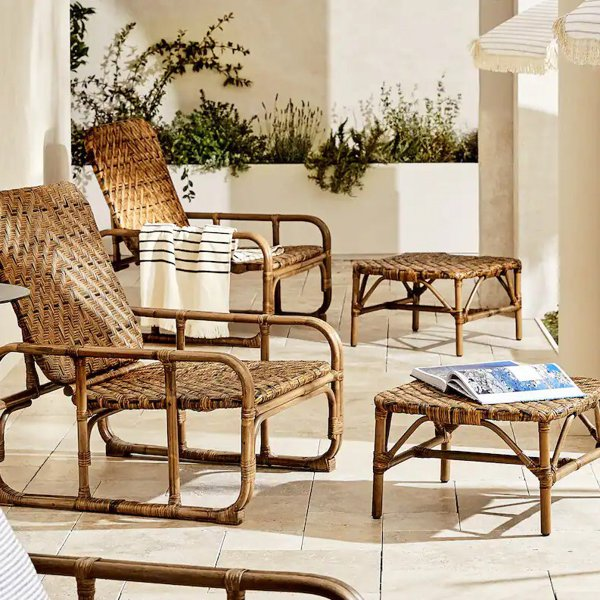 El farolillo de madera más elegante del verano está en Zara Home (ideal para balcones o terrazas pequeñas)