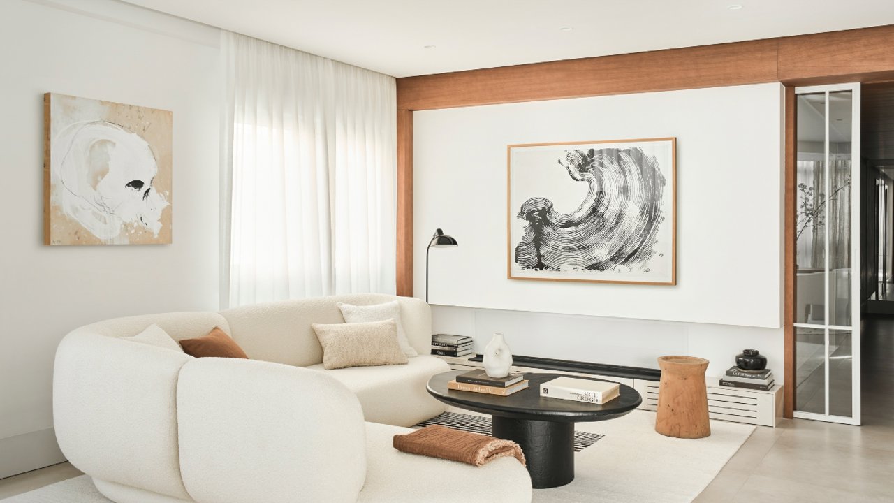 Cómo decorar un salón moderno y elegante: trucos y consejos según la Revista INTERIORES