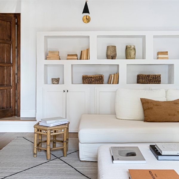 Cómo combinar paredes blancas con sofás blancos: un match ganador para una casa luminosa, moderna y acogedora
