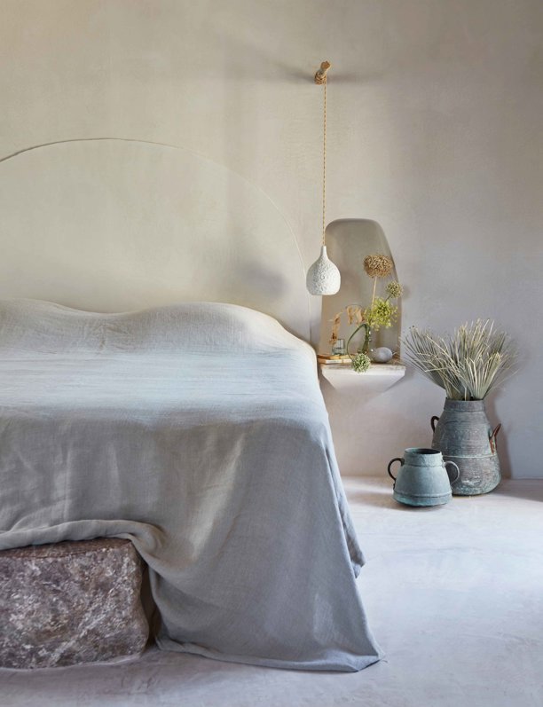 NO decores la cama con cojines: 10 alternativas igual de estilosas y mucho más prácticas