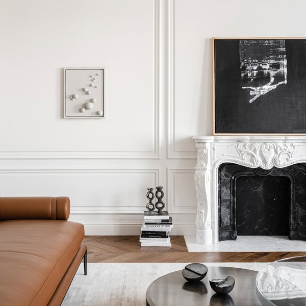 6 ideas para decorar las paredes del salón de forma elegante y clásica, inspiradas en el estilo francés