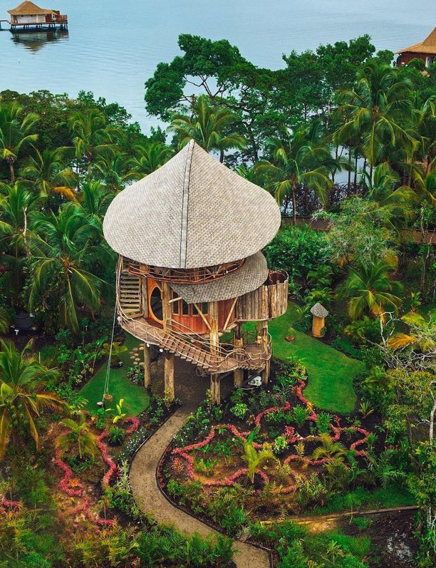 ¿Árboles convertidos en habitaciones sostenibles y villas frente el mar? Sí, en Nayara Bocas del Toro, Panamá 