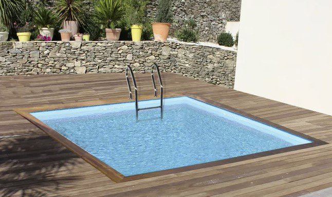 La piscina desmontable de madera se puede poner a ras de suelo