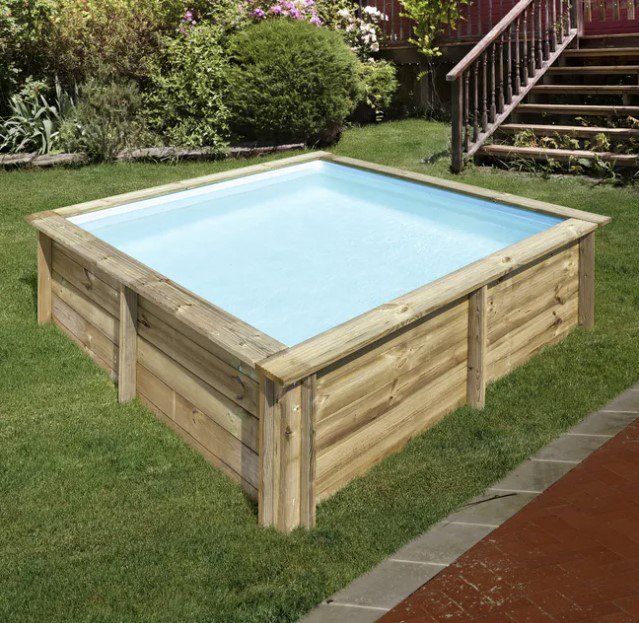 Los mejores chapuzones este verano con esta piscina de madera desmontable