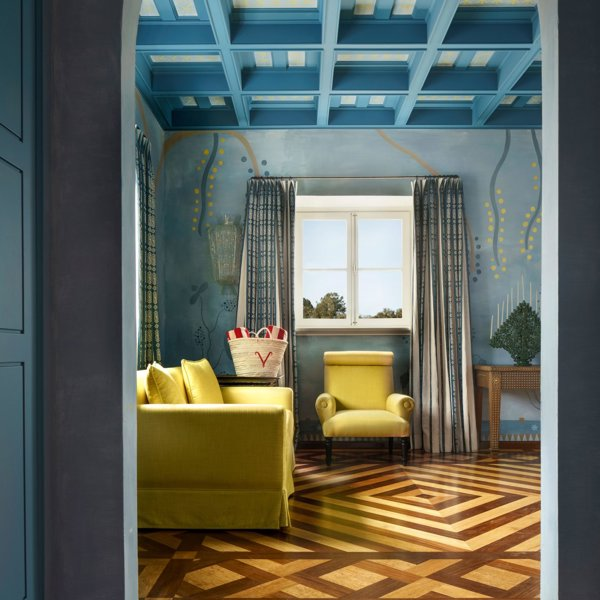Christian Louboutin diseña el hotel más bonito de Portugal, repleto de azulejos y con ideas decorativas inspiradoras
