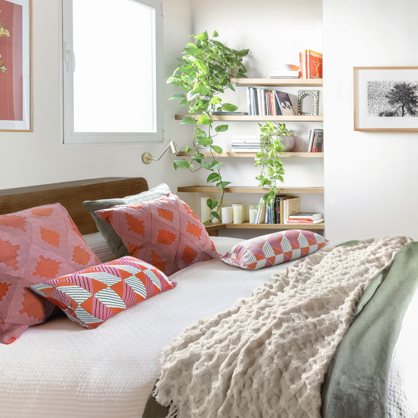 Massimo Dutti se adelanta a Zara Home con la capa de lino más elegante que usaré para decorar la cama de mi dormitorio 