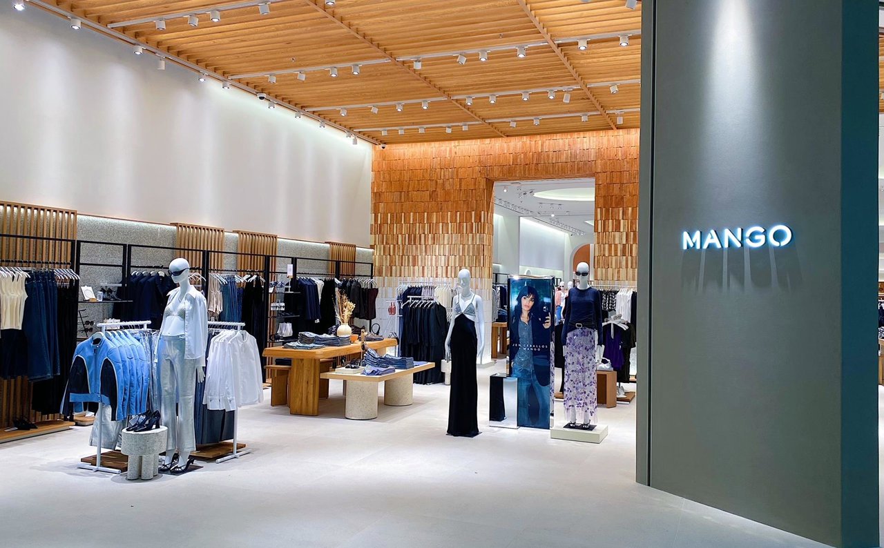 El nuevo estilo New Med de Mango en su tienda de Dubai