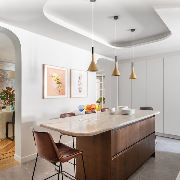 El 2025 se despide de este tipo de iluminación en las cocinas modernas: la tendencia para casas sofisticadas