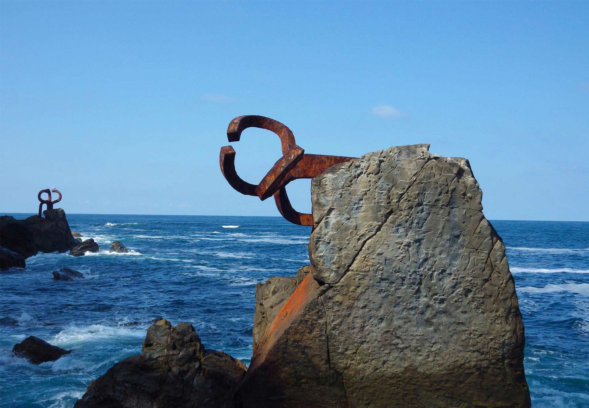 El Peine del Viento escultura