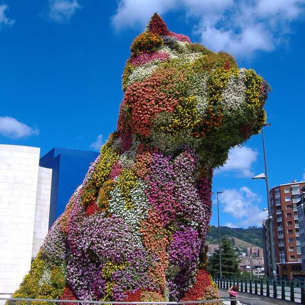  Arte y carretera: una ruta para ver las 10 mejores esculturas al aire libre en España