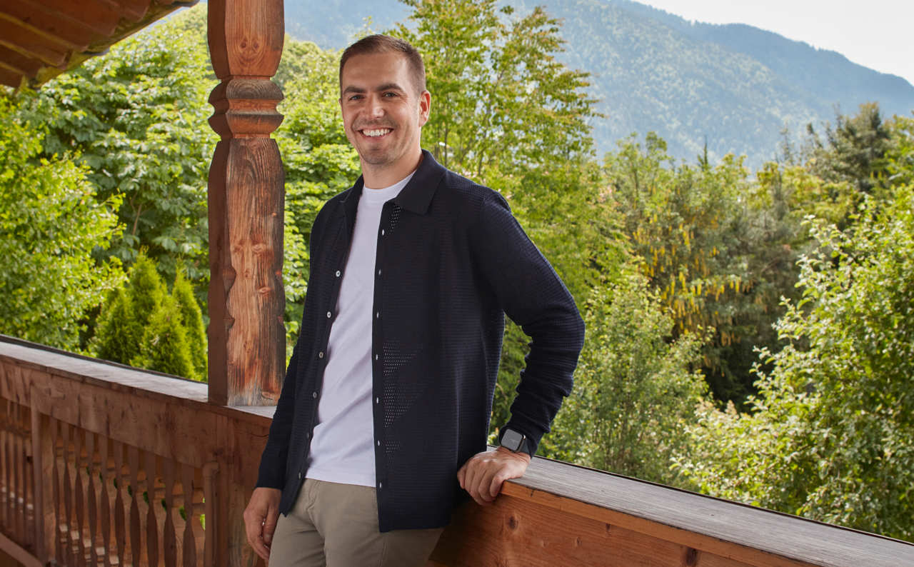 08   Philipp Lahm   Portrait   Airbnb   Credit CZS