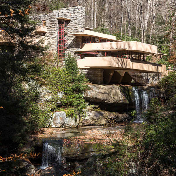 Cómo vivir en un lugar Patrimonio de la Humanidad: todo lo que nos enseña la Casa de la Cascada