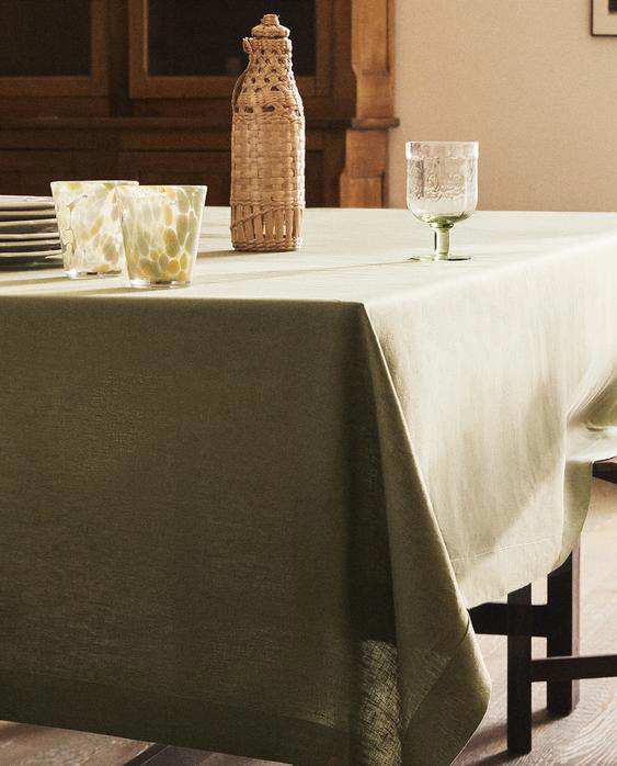 mantel de lino en verde