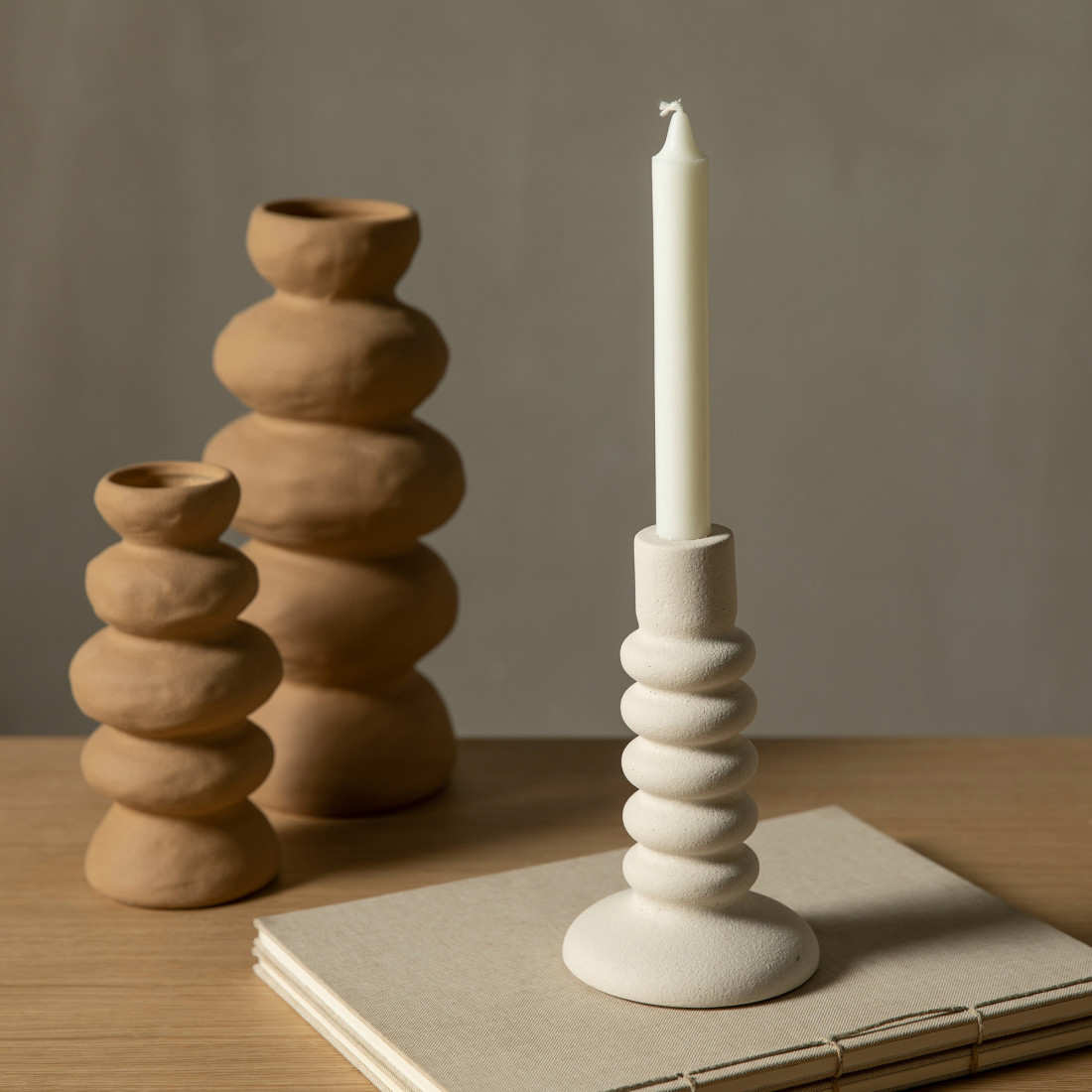 gaia candelabro ceramica blanco