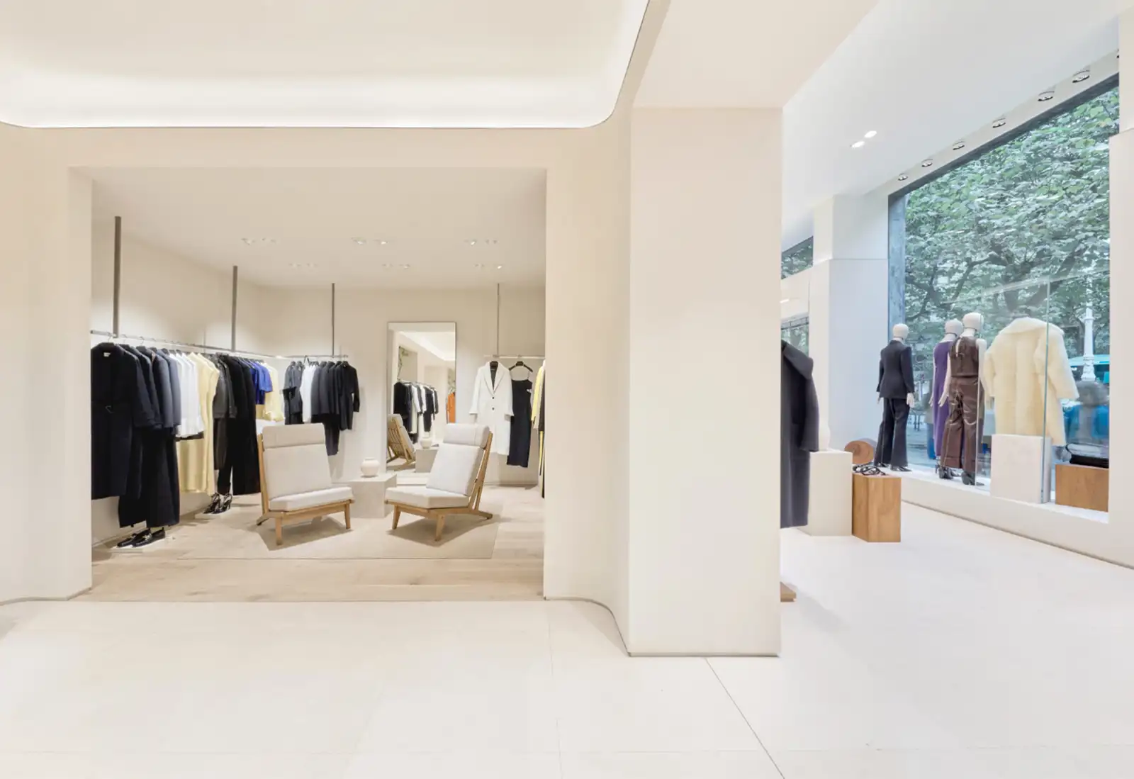 Tienda minimalista Massimo Dutti 