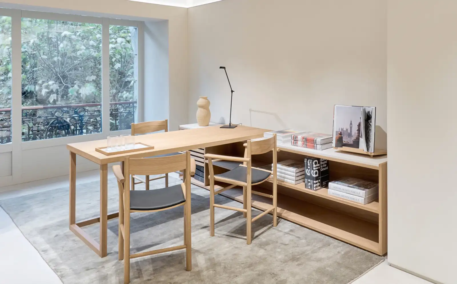 Tienda minimalista Massimo Dutti 
