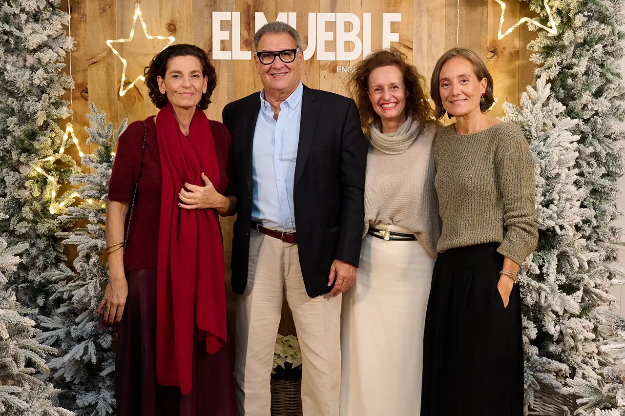 Magda Martínez, directora de estilismo de El Mueble, José Luis García de Atemporal Home Interiors y las estilistas Dafne Vijande y Mónica Garrido.