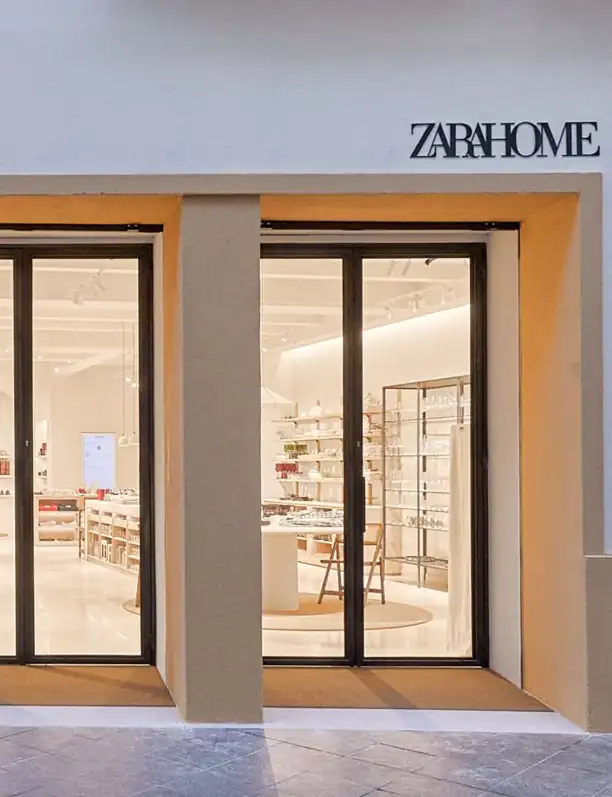 Ayer entré a Zara Home a por un cabecero y me apasionó su diseño interior minimalista, moderno y natural