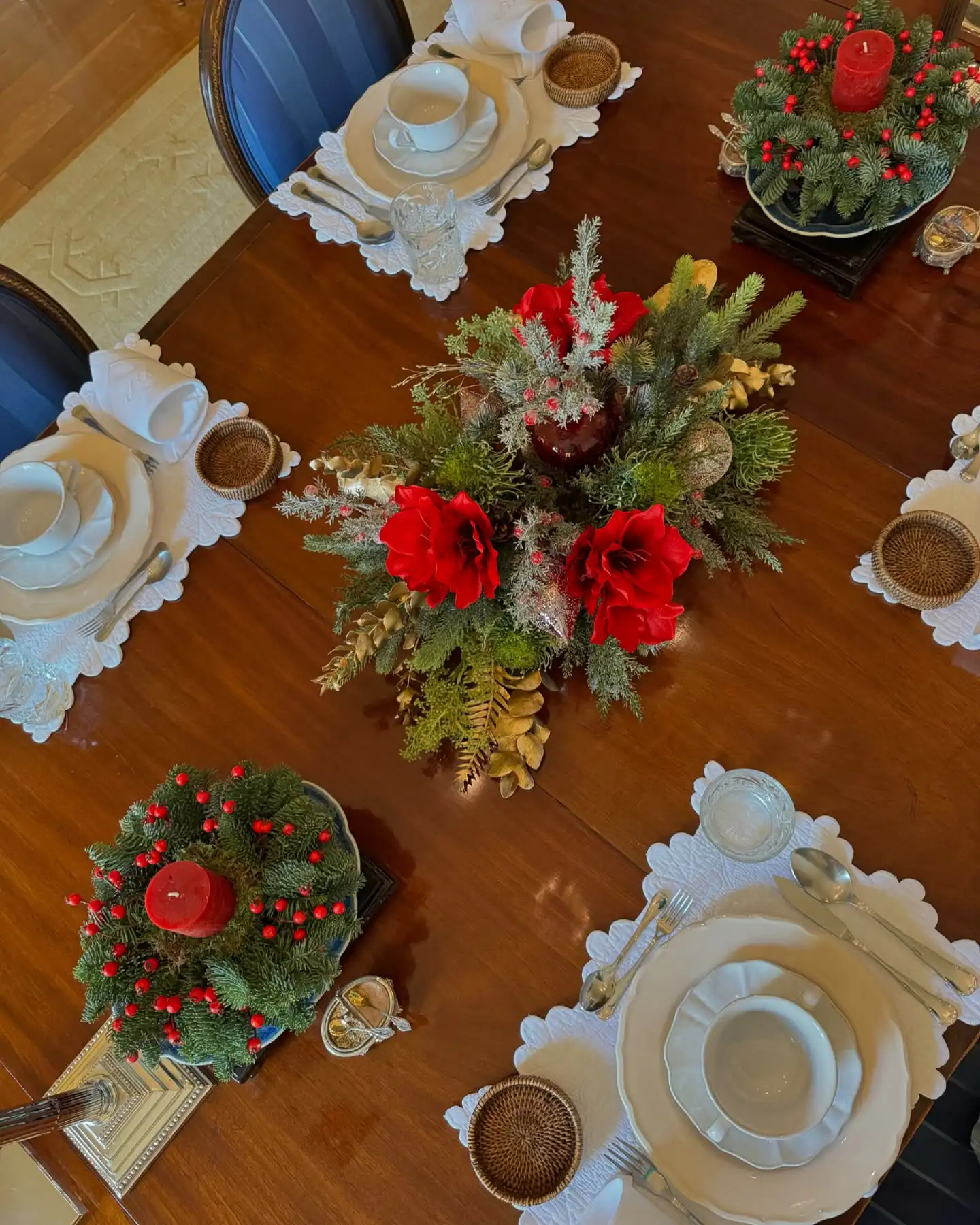 Una mesa elegante donde las haya