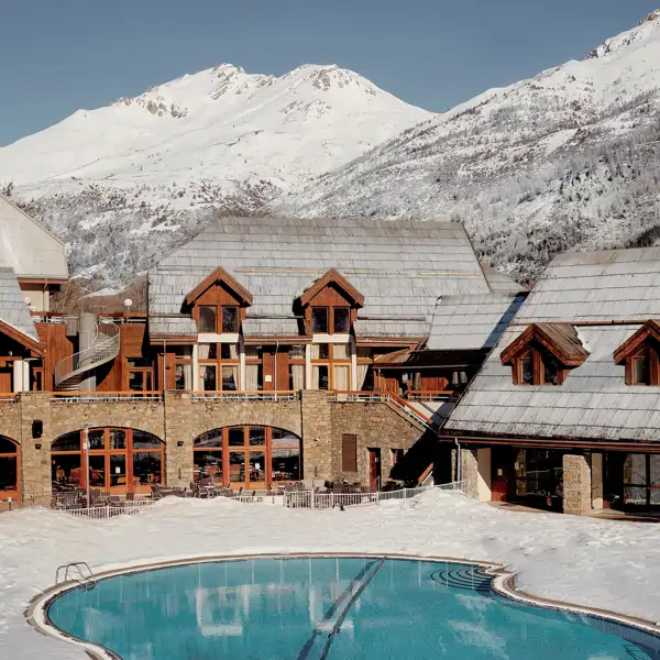 Club Med Serre-Chevalier: el destino de diseño en los Alpes para disfrutar de la nieve en familia