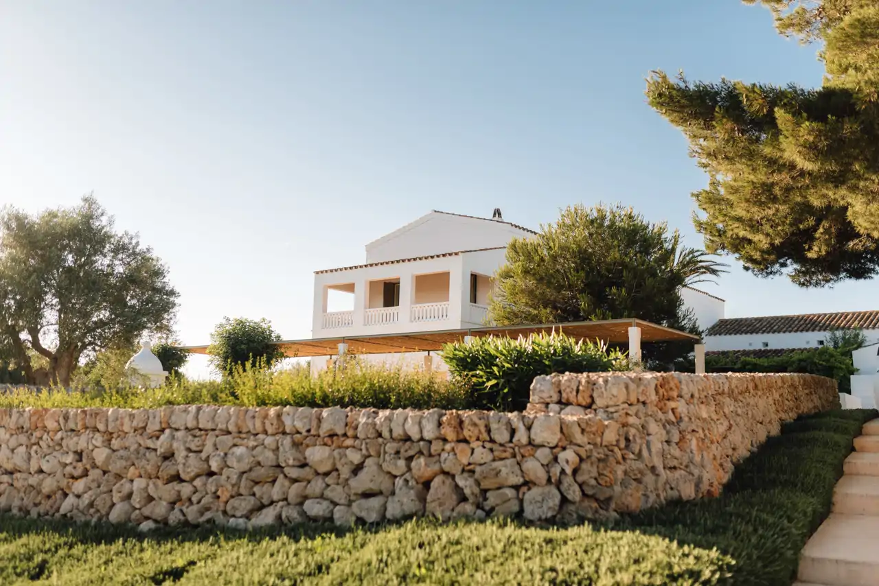 Torralbenc, un mágico hotel en Menorca. 