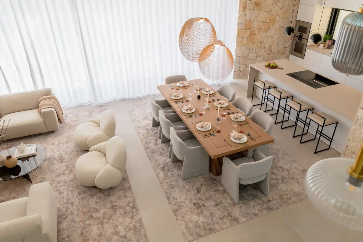 zona de día salon comedor y cocina abierta