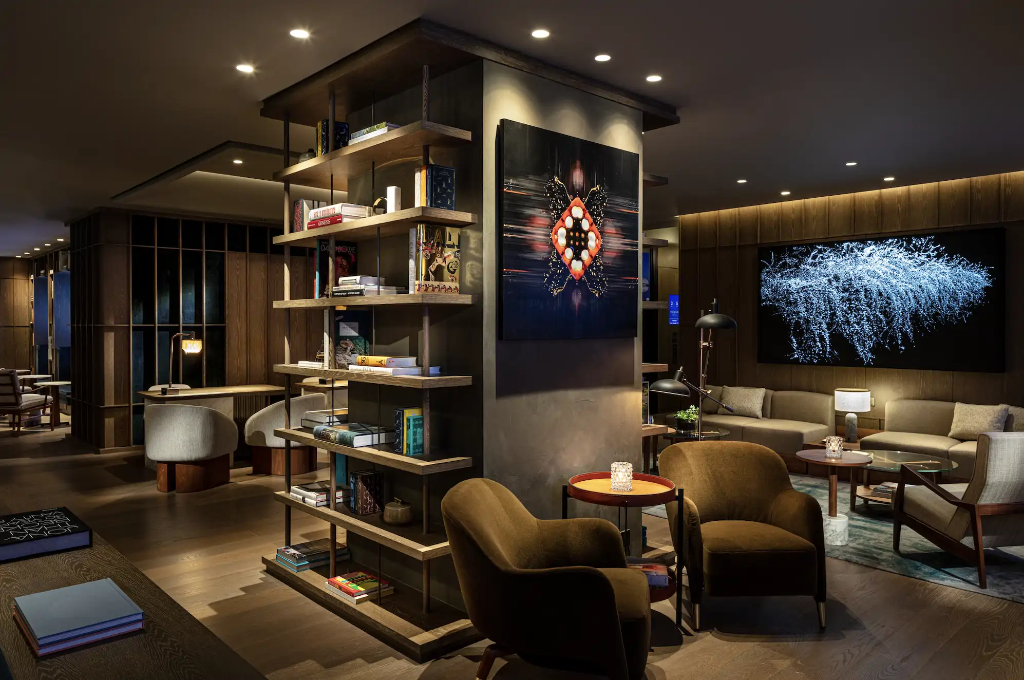El lobby, un espacio que recuerda a estar en el salón del hogar pero con todo lujo de detalles.
