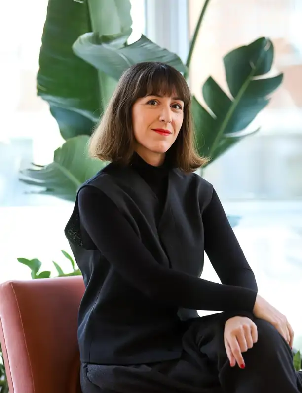 Laura Ortín, arquitecta, sobre la felicidad en casa: "Detrás de las peticiones de los clientes hay deseos por cumplir y carencias emocionales"