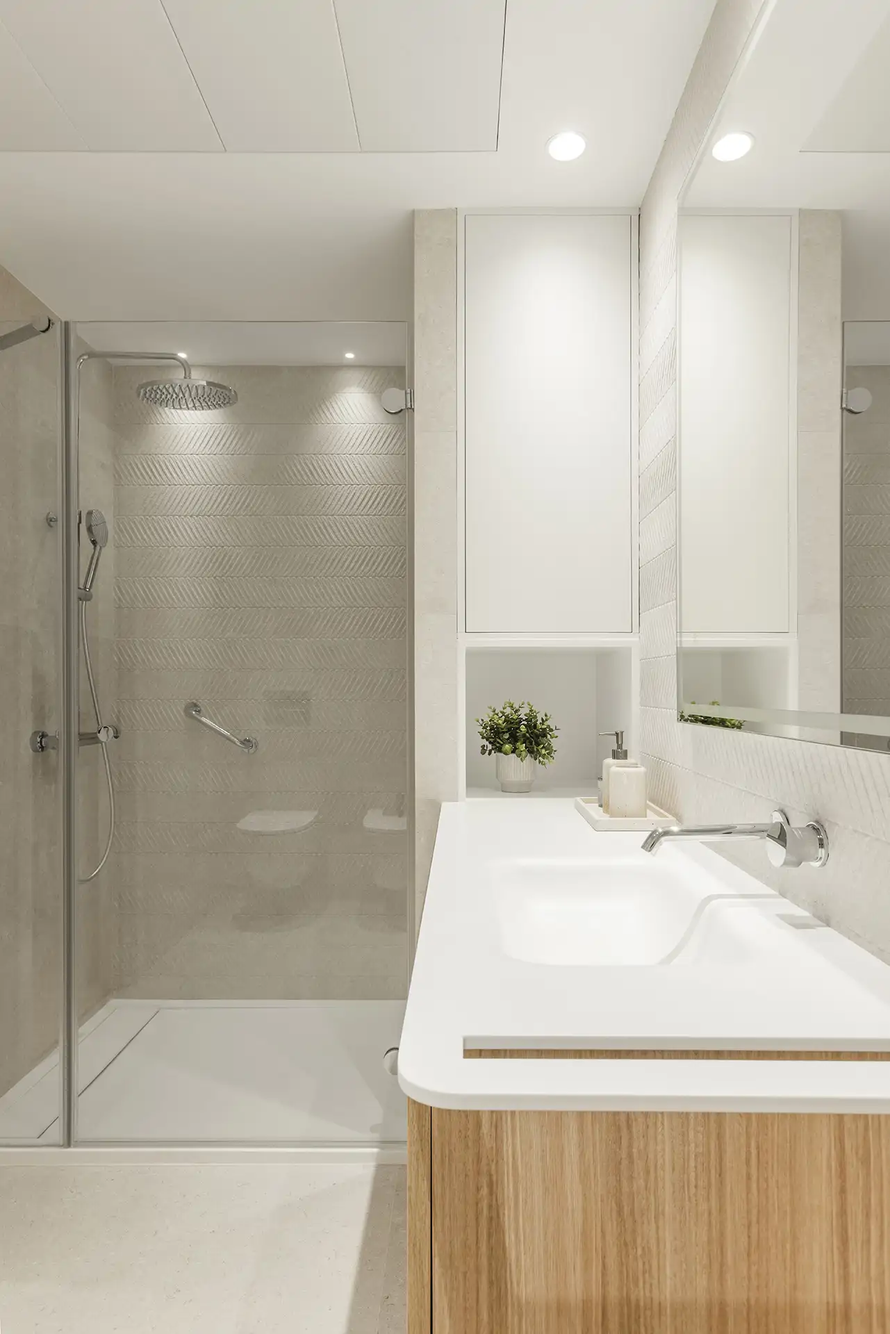 lidia molina baño casa rocafort minimalismo clásico