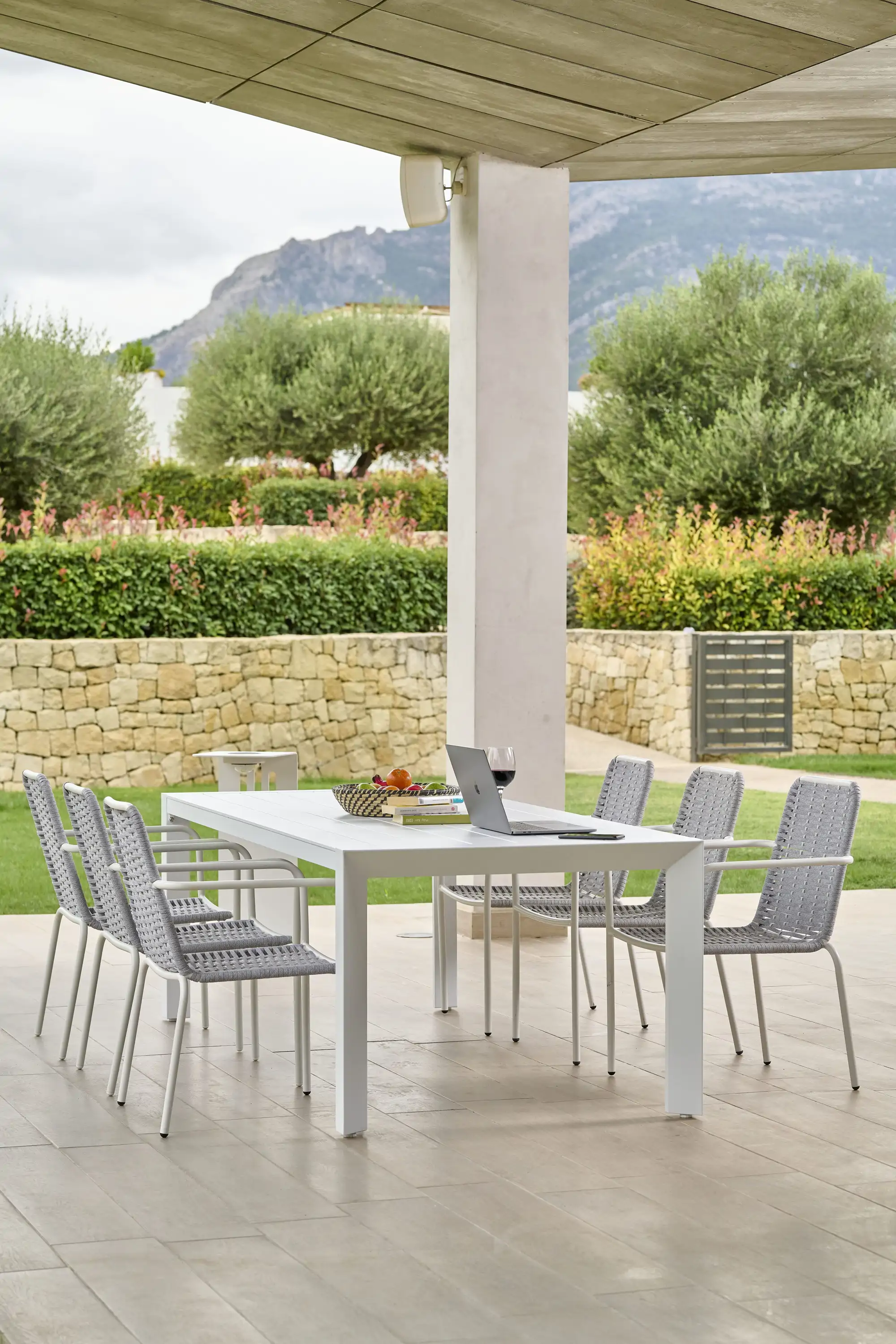 LdK Living Outdoors  Mesa IO y Sillas Livia copia