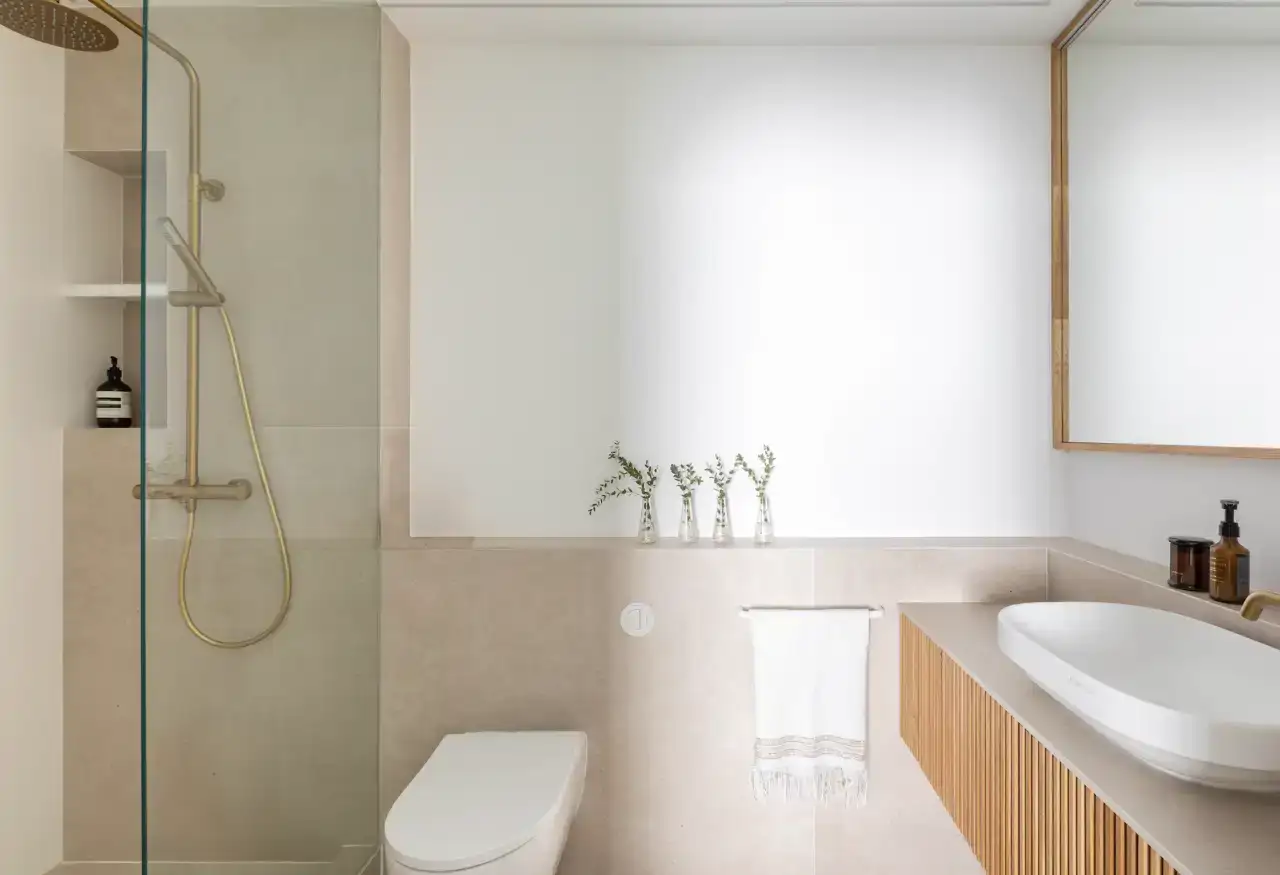Un baño pequeño bien aprovechado