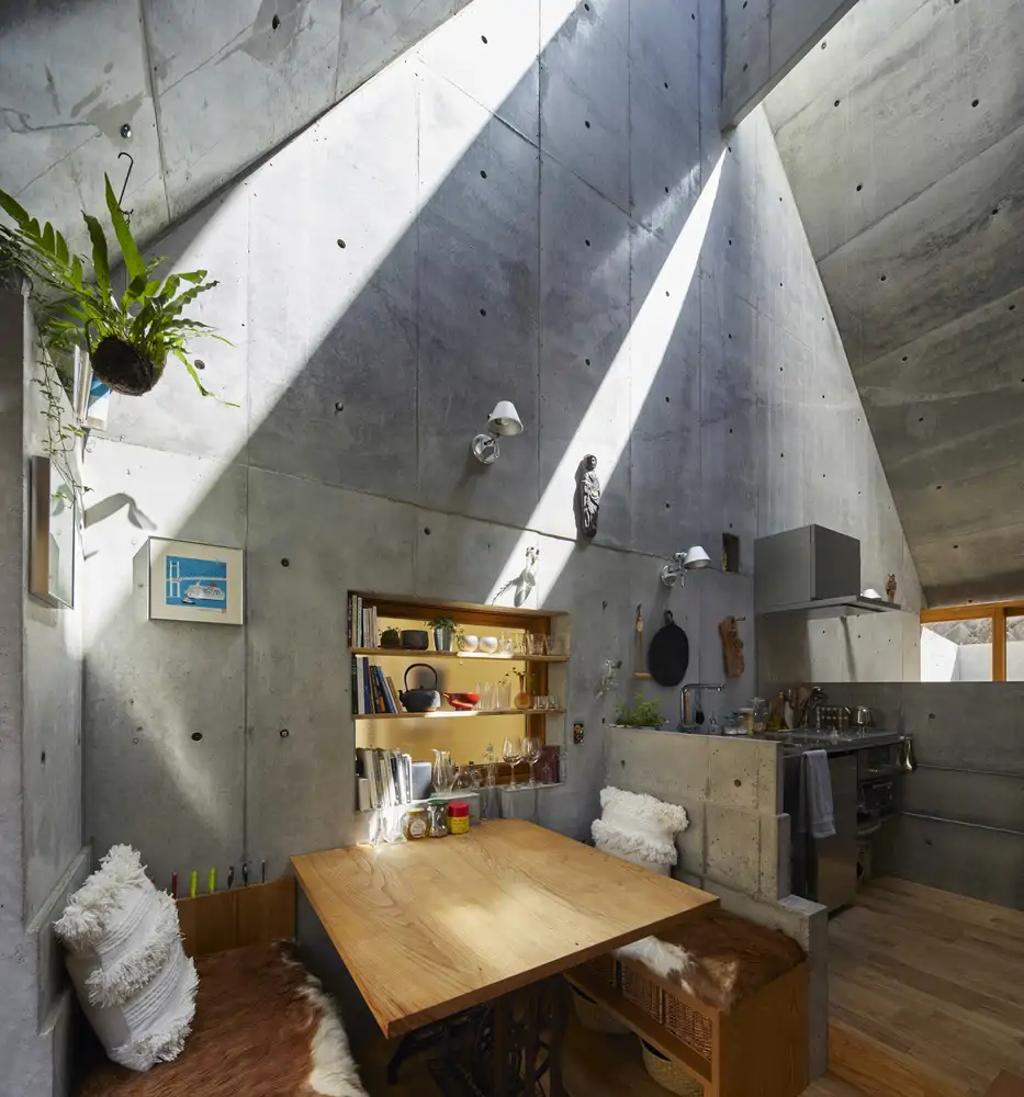 Casa brutalista de 18 m2