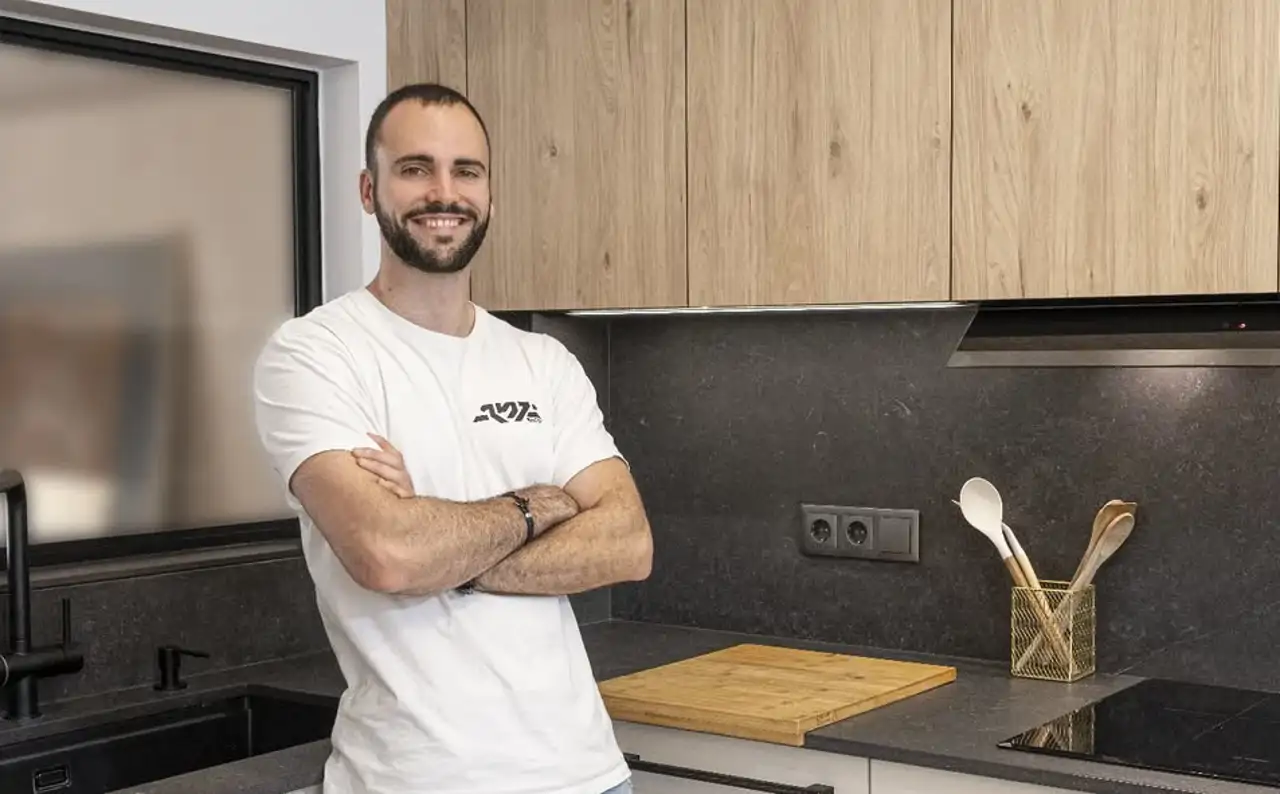 Pol Caneda, diseñador de cocinas