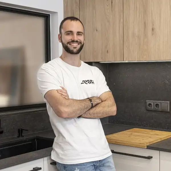 Pol Caneda, diseñador de cocinas: "Unos clientes jóvenes iban a arruinar su cocina por culpa de Pinterest"