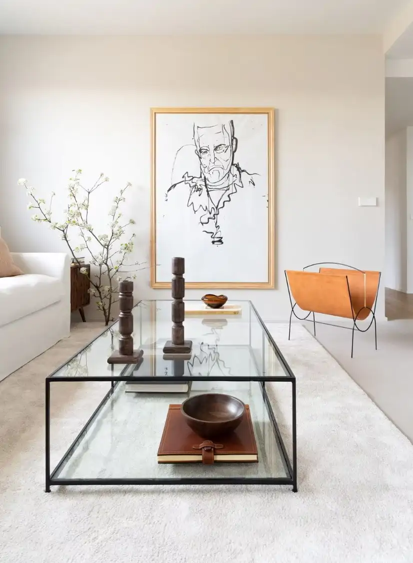 Salón cuadro y mesa de cristal