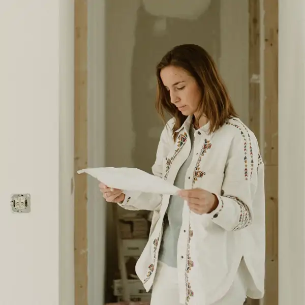 Cristina Felipe, arquitecta: “En mi propia casa he eliminado las persianas porque me gusta amanecer con luz natural en el dormitorio”