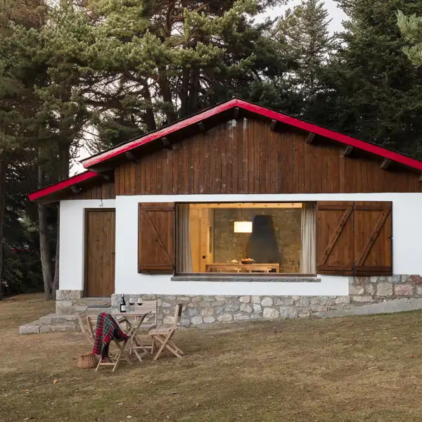 Alojarse en una mini casa: "No es solo un refugio en la montaña, es un pedacito de nuestra historia familiar"