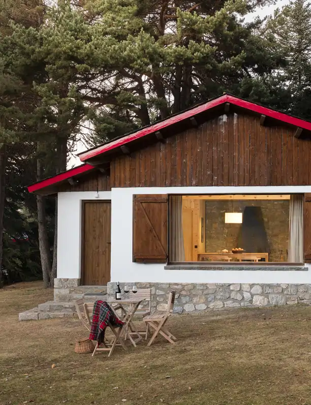 Alojarse en una mini casa: "No es solo un refugio en la montaña, es un pedacito de nuestra historia familiar"
