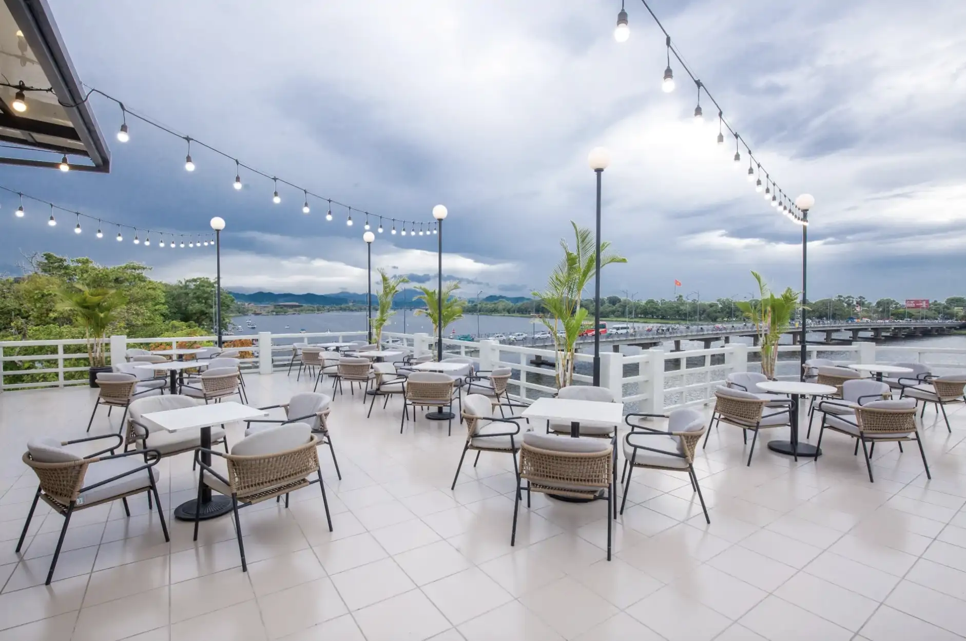El Rooftop Bar, vistas imperdibles de la ciudad.