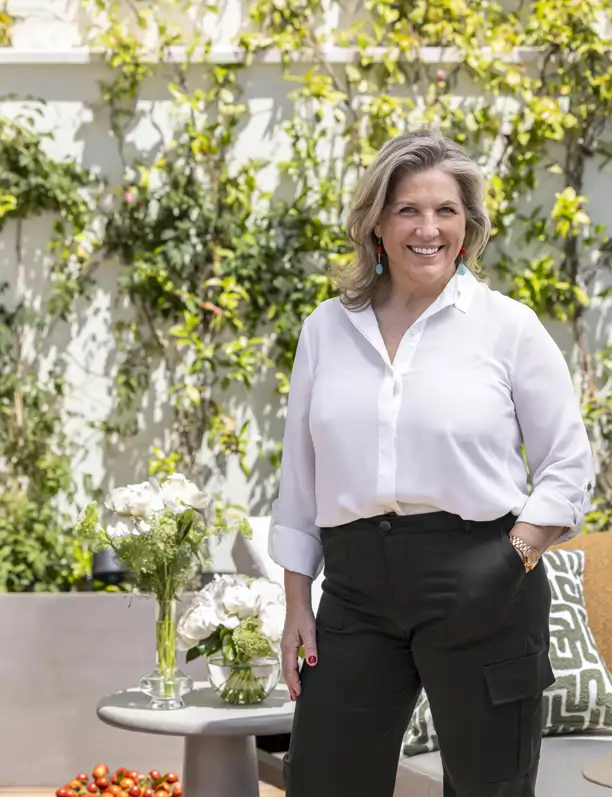 Silvia Trigueros, interiorista: "Estos son mis mejores consejos para convertir tu terraza en un oasis fresco y estiloso antes de verano"