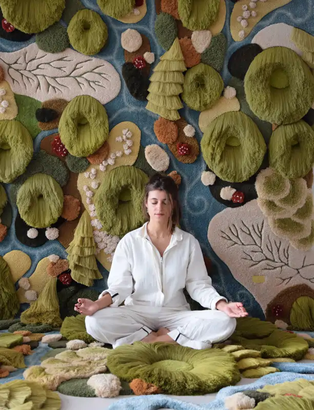 El paisaje interior de Vanessa Barragão: arte textil como un océano de emociones