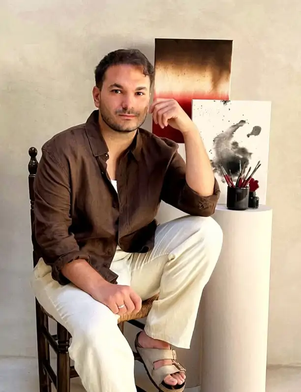 Álvaro Toledo, experto en decoración: "Deberíamos dejar 1,5 metros entre el suelo y el cuadro para decorar las paredes"